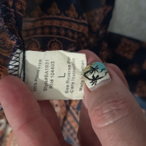 Miss Daisy Blouse Size Large - Picture 10 of 10